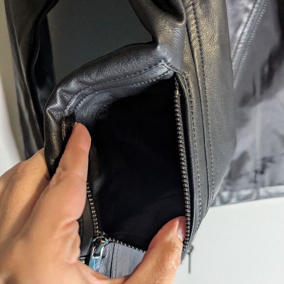 Raiders NFL Las Vegas Black Faux Leather Moto Zip Jacket Womens L NWOT - Picture 8 of 9